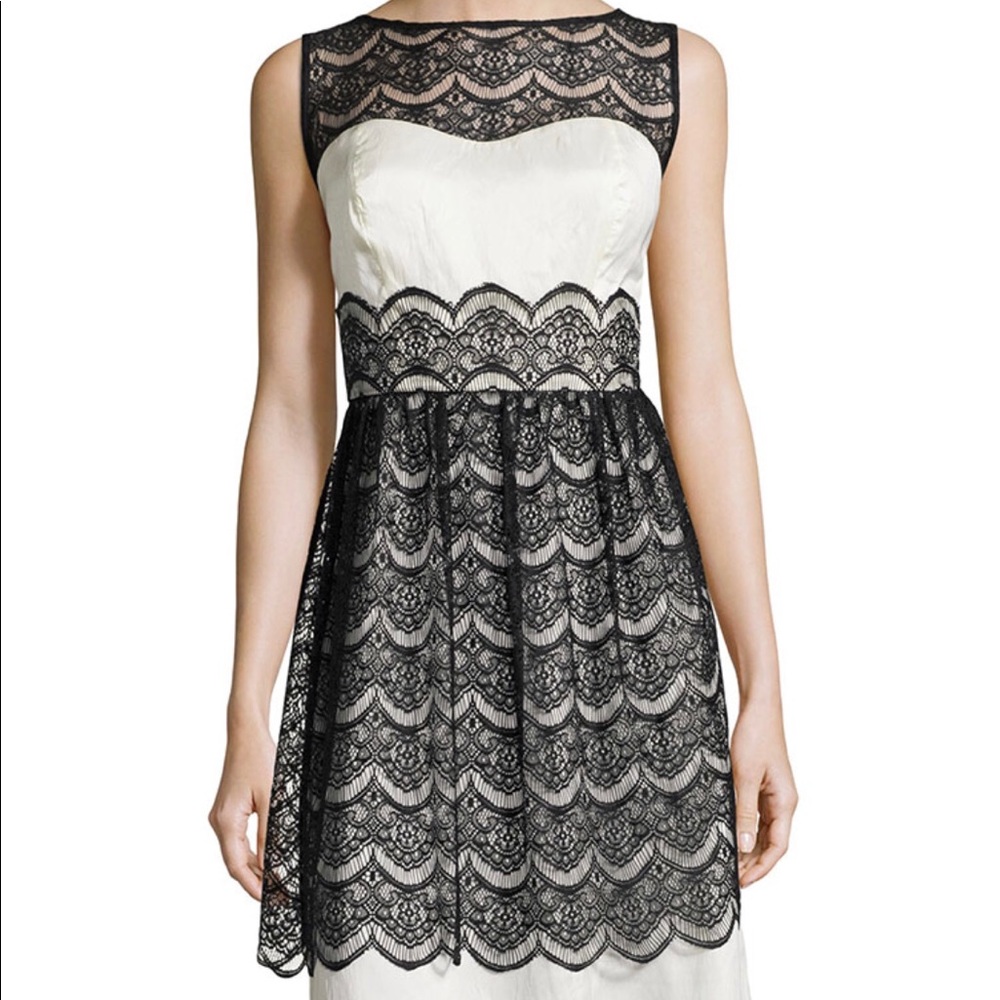 NWT Sangria Ivory & Black Dress